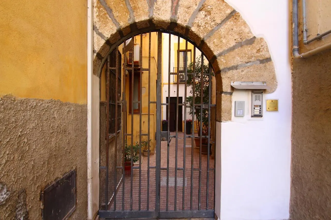 Anca Palace Apartment Trapani Italy